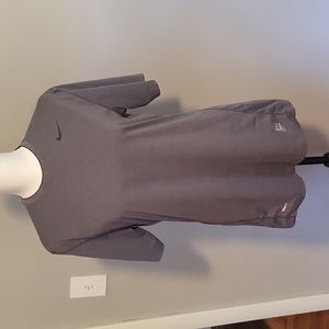 NikePro / NikeFIT shirt sleeve shirt, grey, size Med